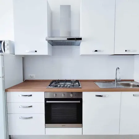 With A - C In 44132 Apartman *