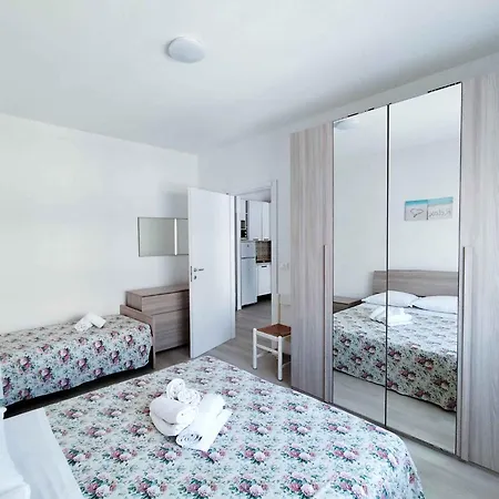Apartman With A - C In 44132